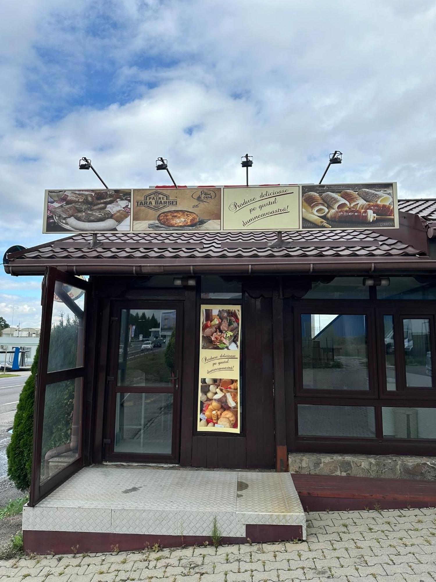 Restaurant Motel Dolorean Săcele Exterior foto